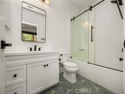 49  Kempton  , Irvine, CA