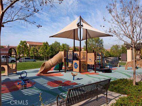 49  Kempton  , Irvine, CA