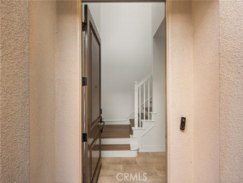 49  Kempton  , Irvine, CA