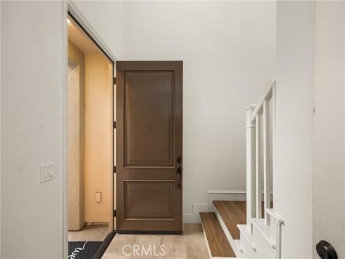 49  Kempton  , Irvine, CA