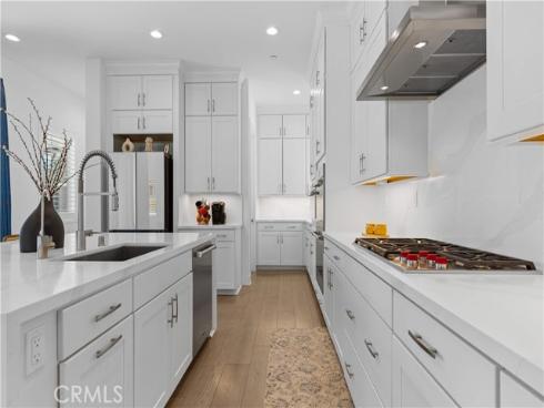 112  Sentosa  , Irvine, CA