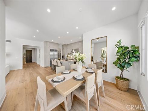 237  Pinnacle  , Irvine, CA