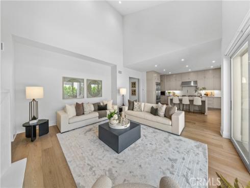 237  Pinnacle  , Irvine, CA