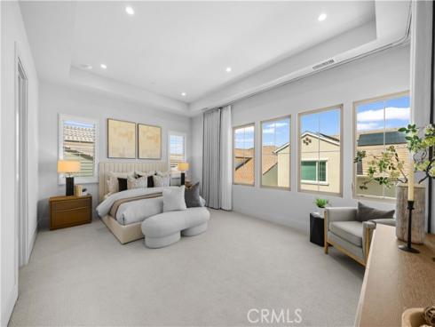 237  Pinnacle  , Irvine, CA