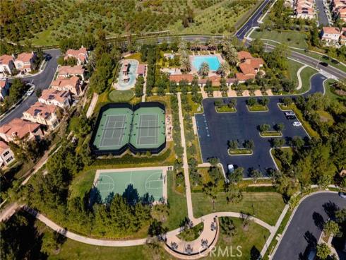 237  Pinnacle  , Irvine, CA