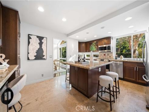 41  Hermosa  , Irvine, CA