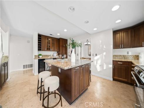 41  Hermosa  , Irvine, CA