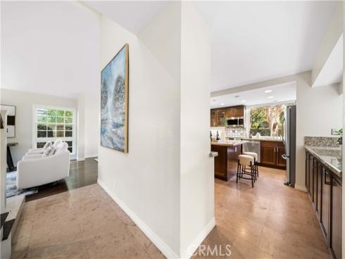 41  Hermosa  , Irvine, CA