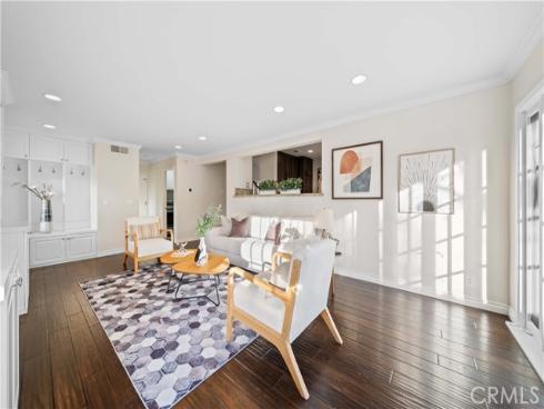 41  Hermosa  , Irvine, CA