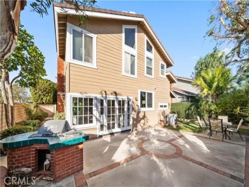 41  Hermosa  , Irvine, CA