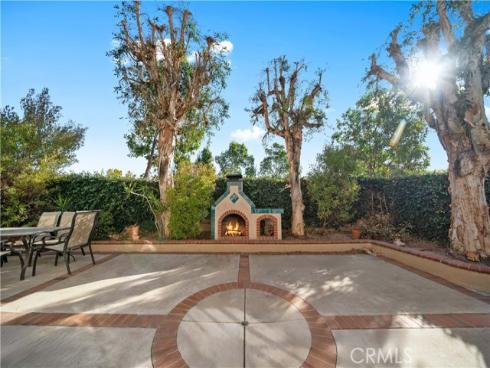 41  Hermosa  , Irvine, CA