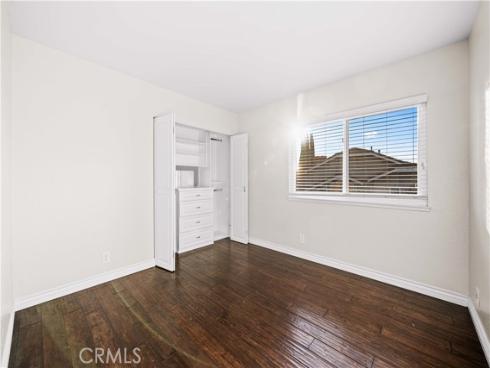 41  Hermosa  , Irvine, CA