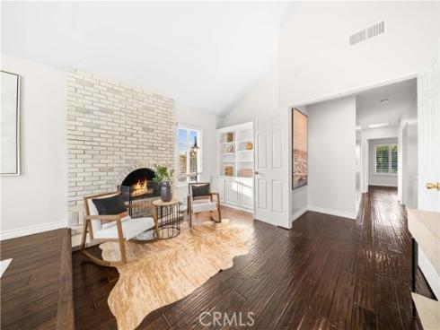 41  Hermosa  , Irvine, CA