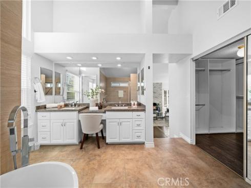 41  Hermosa  , Irvine, CA