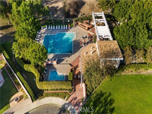 41  Hermosa  , Irvine, CA