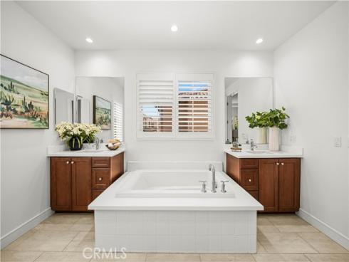 133  Dolci  , Irvine, CA