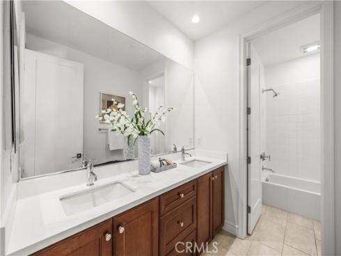 133  Dolci  , Irvine, CA