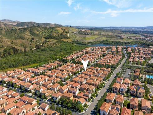 133  Dolci  , Irvine, CA