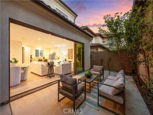 133  Dolci  , Irvine, CA