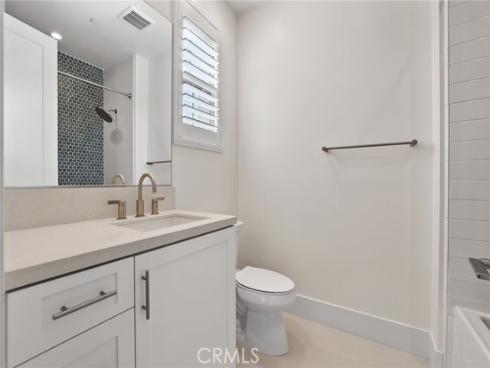 107  Orbit  , Irvine, CA