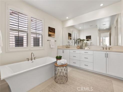 107  Orbit  , Irvine, CA