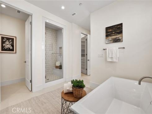 107  Orbit  , Irvine, CA