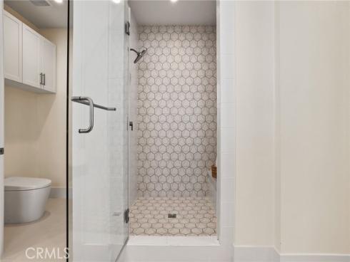 107  Orbit  , Irvine, CA