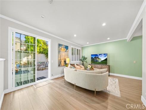 6  Blazing Star  , Irvine, CA