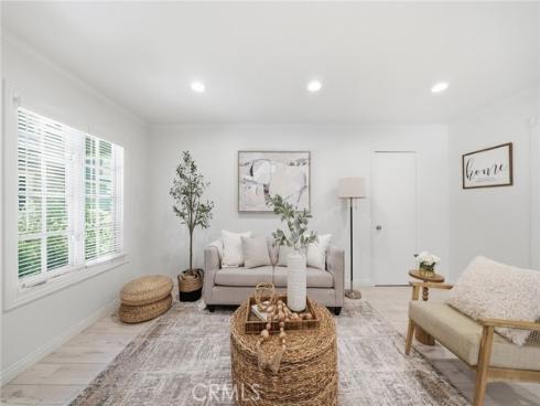 185  Streamwood  , Irvine, CA