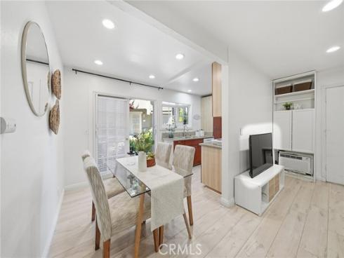 185  Streamwood  , Irvine, CA