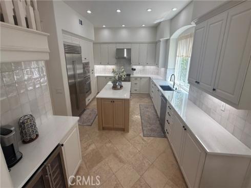 10  Spring  , Irvine, CA