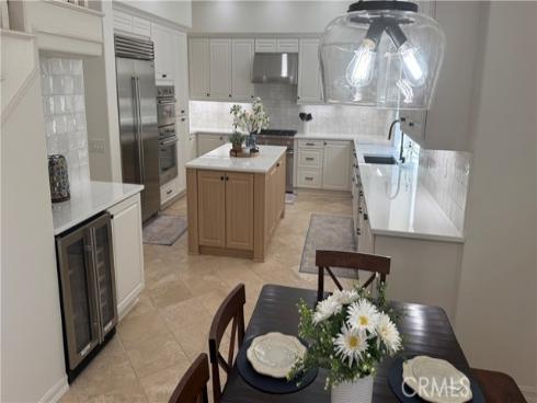 10  Spring  , Irvine, CA