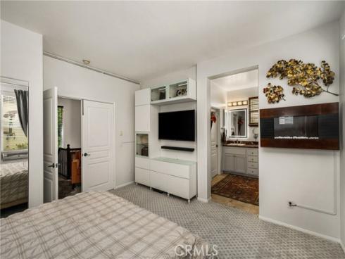 235  Tall Oak  , Irvine, CA