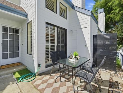 3  Greenmoor  , Irvine, CA