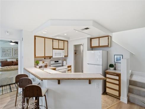 3  Greenmoor  , Irvine, CA