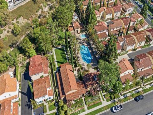 58  Clouds View  , Irvine, CA