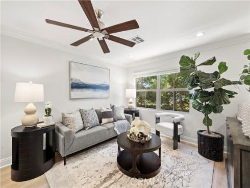 54  Hedge Bloom  , Irvine, CA