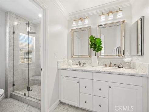 54  Hedge Bloom  , Irvine, CA