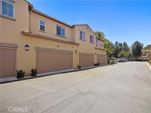 54  Hedge Bloom  , Irvine, CA