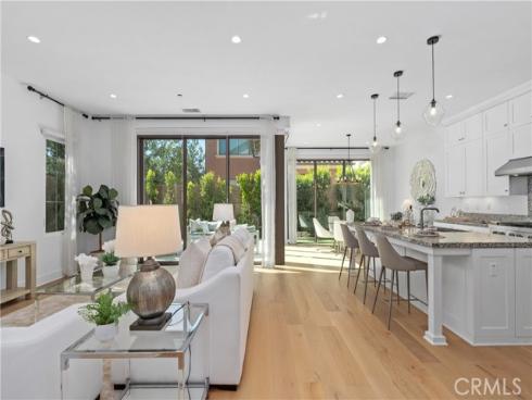 201  Fiore  , Irvine, CA