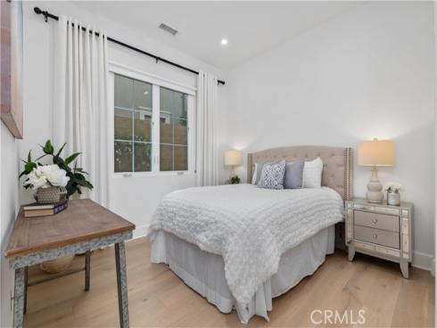 201  Fiore  , Irvine, CA