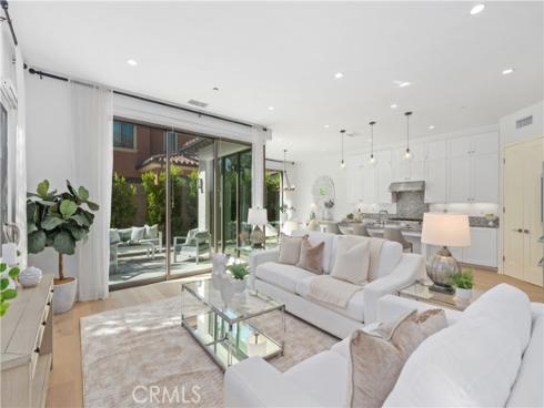 201  Fiore  , Irvine, CA