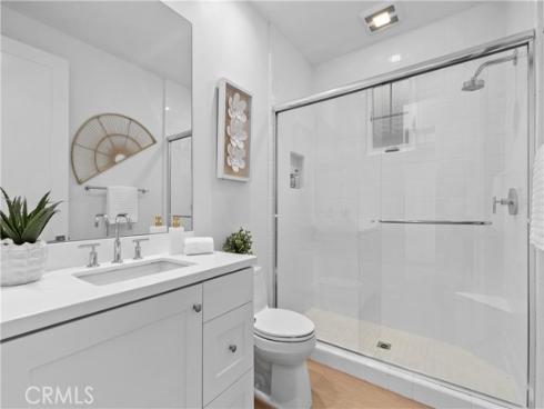 201  Fiore  , Irvine, CA
