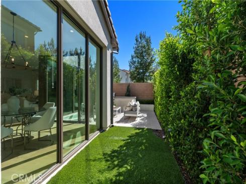 201  Fiore  , Irvine, CA