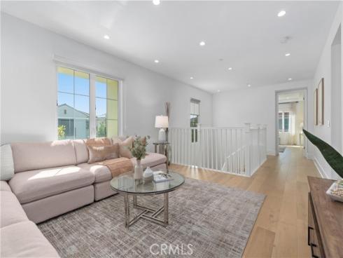 201  Fiore  , Irvine, CA