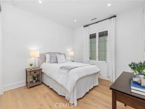 201  Fiore  , Irvine, CA