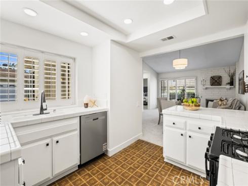 36  Sunfish  41 , Irvine, CA