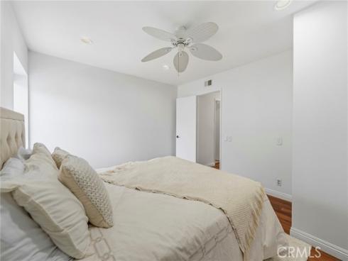 7  Boone  , Irvine, CA