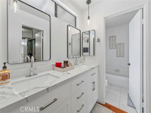 7  Boone  , Irvine, CA