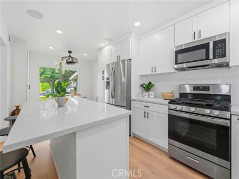 7  Boone  , Irvine, CA